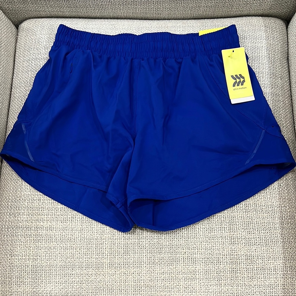 All in motion shorts